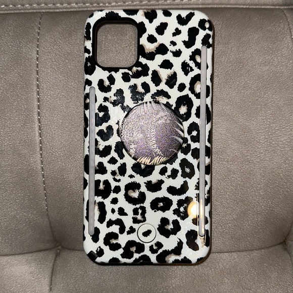 LuMee Accessories Iphone 1 Pro Max Lumee Phone Case For Selfies